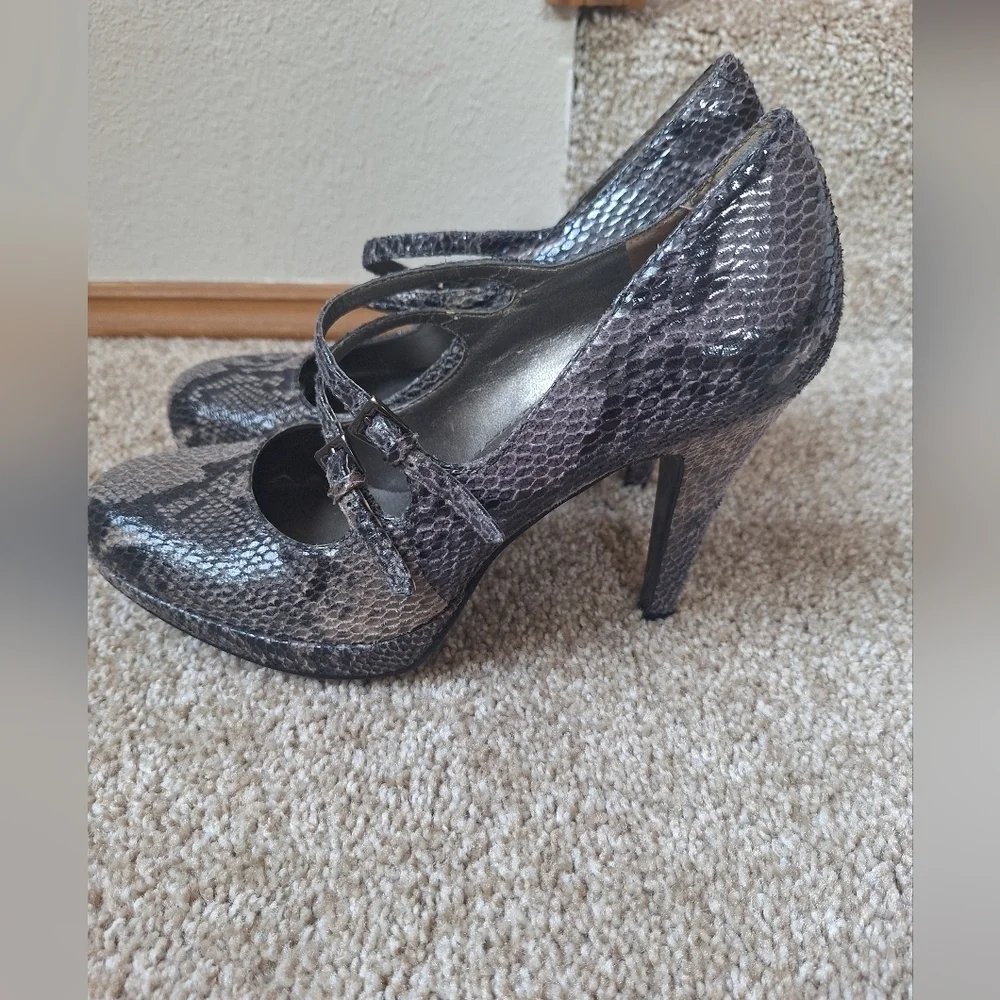 NINE WEST Mary Jane Snake Print Platform Heels Womens Size 6M